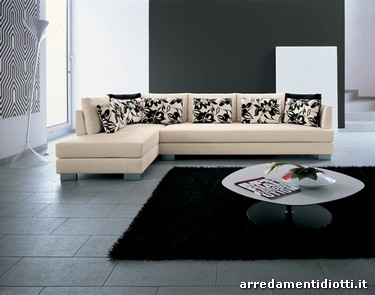 Floko-salotto-bianco-nero-chaiselongue-half
